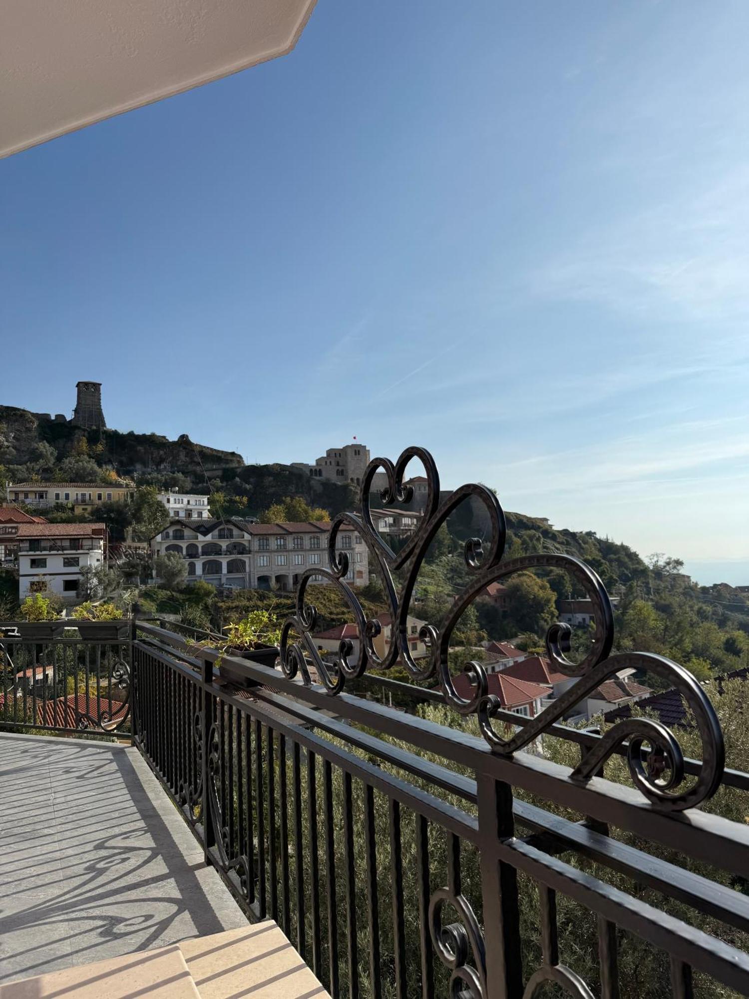 --Hotel Deal-- Rooms With Castle View Крує Екстер'єр фото